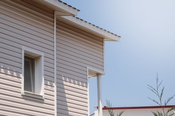 Cost of Vinyl Siding Hole Repair in Citrus Heights
